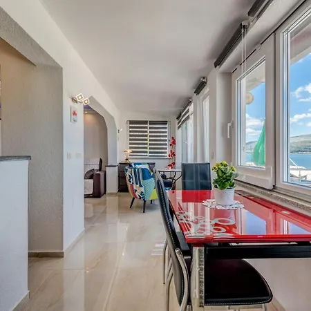Marin,seaview,terrace Massage Hot Tube,grill Place,parking Apartament *