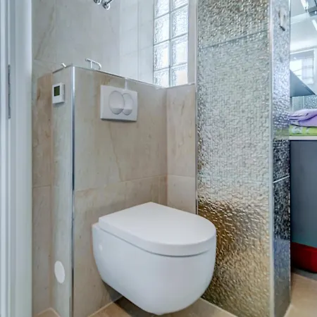 Marin,seaview,terrace Massage Hot Tube,grill Place,parking Apartament *
