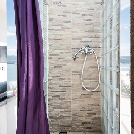 Apartament Marin,seaview,terrace Massage Hot Tube,grill Place,parking