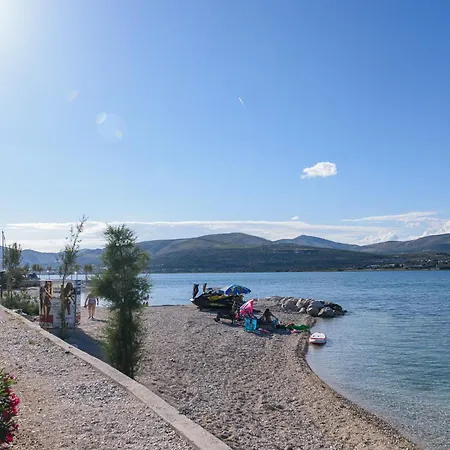 Marin,seaview,terrace Massage Hot Tube,grill Place,parking Apartament
