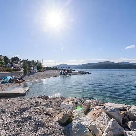Marin,seaview,terrace Massage Hot Tube,grill Place,parking Apartament Trogir