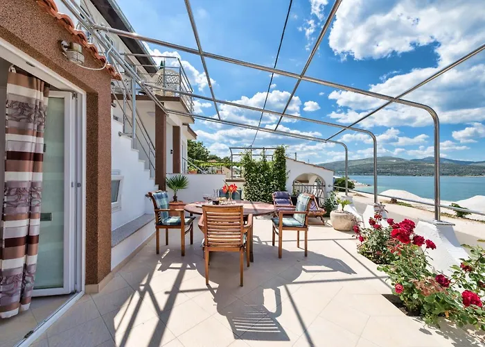 Marin,seaview,terrace With Massage Hot Tube,grill Place,parking Trogir