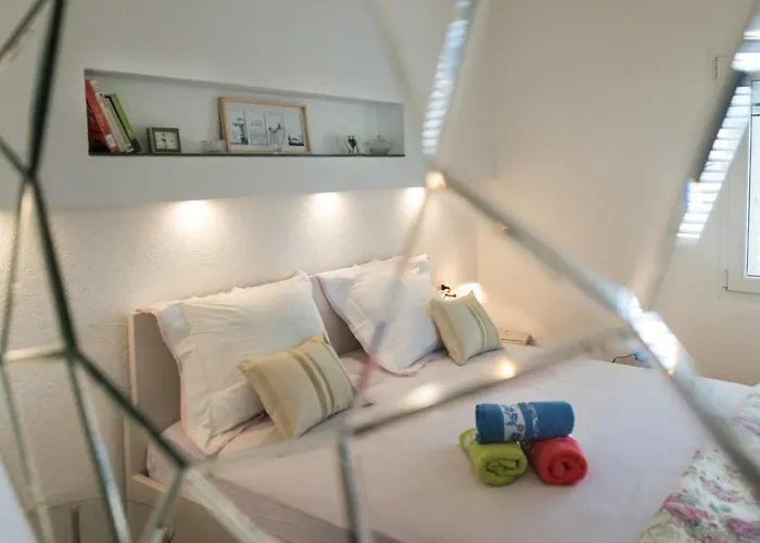 Appartement Marin,seaview,terrace With Massage Hot Tube,grill Place,parking Trogir