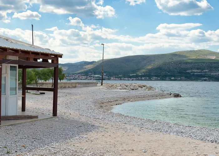 Marin,seaview,terrace With Massage Hot Tube,grill Place,parking