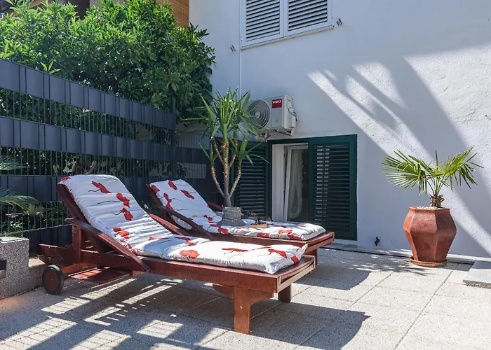 Marin,seaview,terrace With Massage Hot Tube,grill Place,parking Appartement