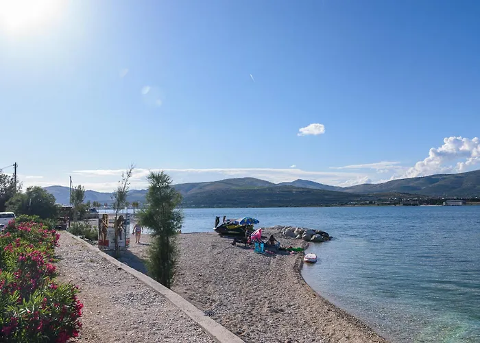 Marin,seaview,terrace With Massage Hot Tube,grill Place,parking Appartement