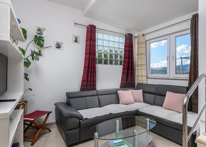 Marin,seaview,terrace With Massage Hot Tube,grill Place,parking Appartement
